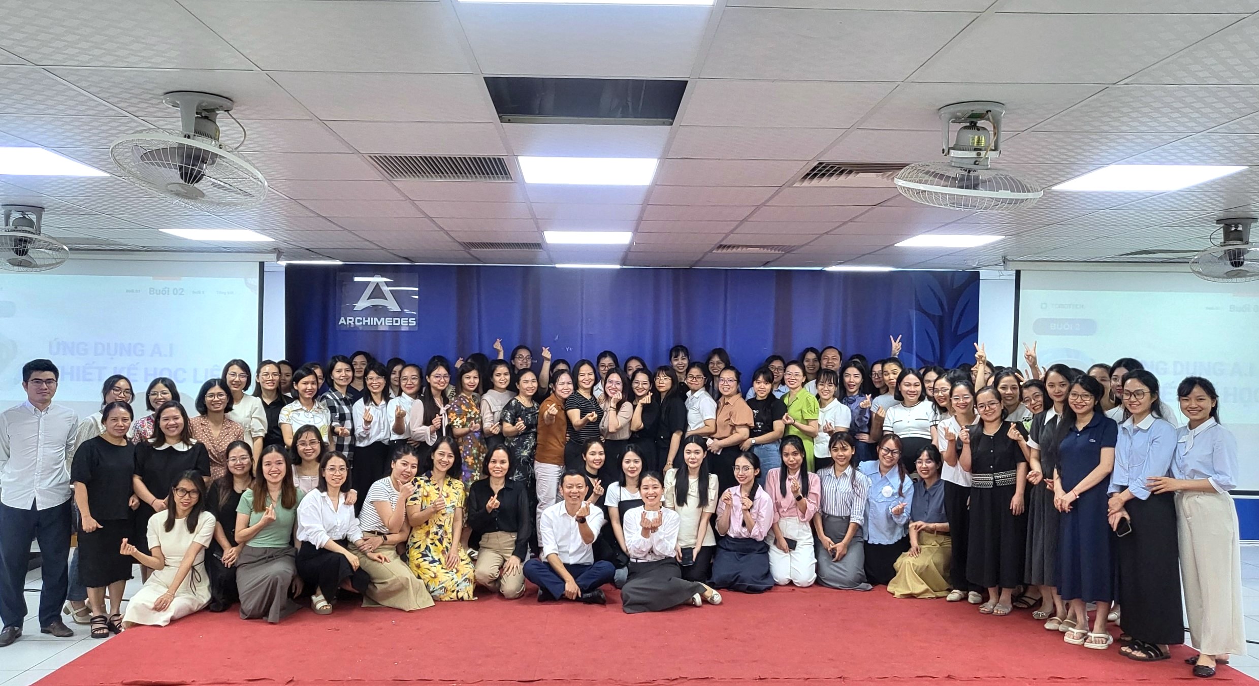 Tomotech tiếp tục đào tạo chuyên sâu ứng dụng AI cho giáo viên tiểu học trường Archimedes.